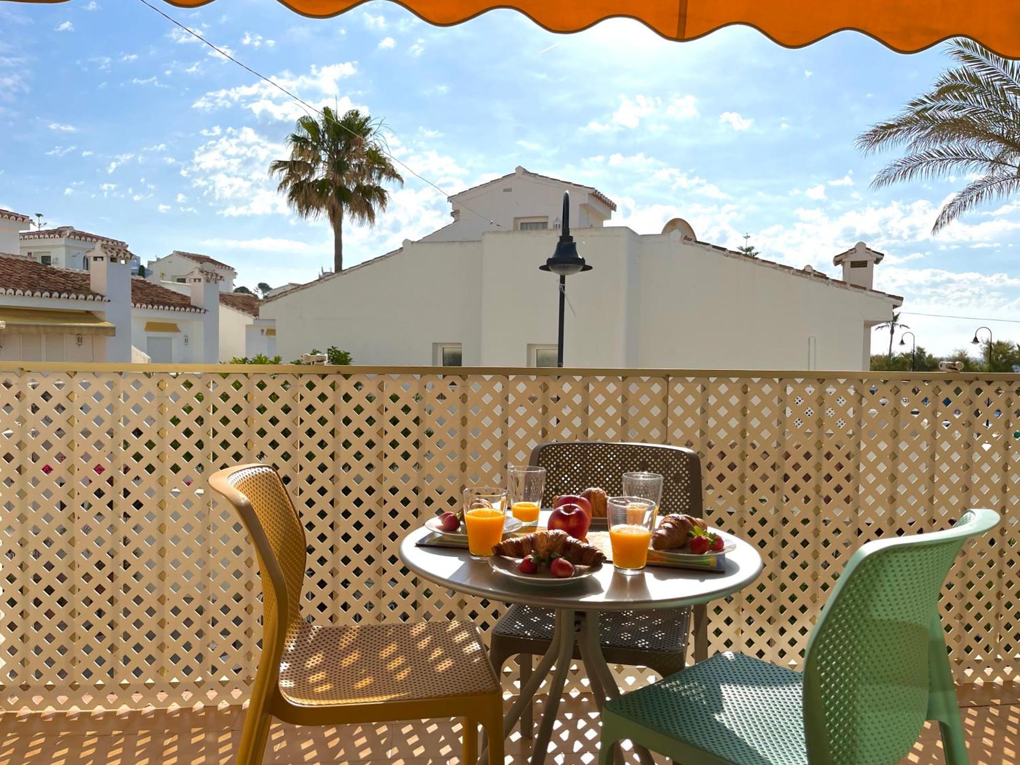 Calabella 1 Pirate View, Frontline Beach La Cala De Mijas, Wi-Fi Exterior foto